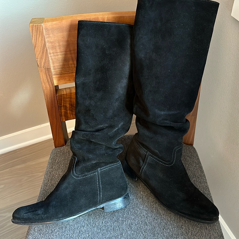 Black Suede Slouchy La Canadienne Boots
